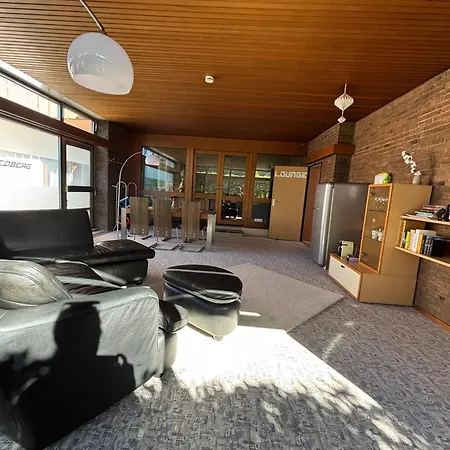 Urban Oasis 3*