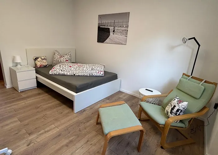 Pensión Urban Oasis 3*